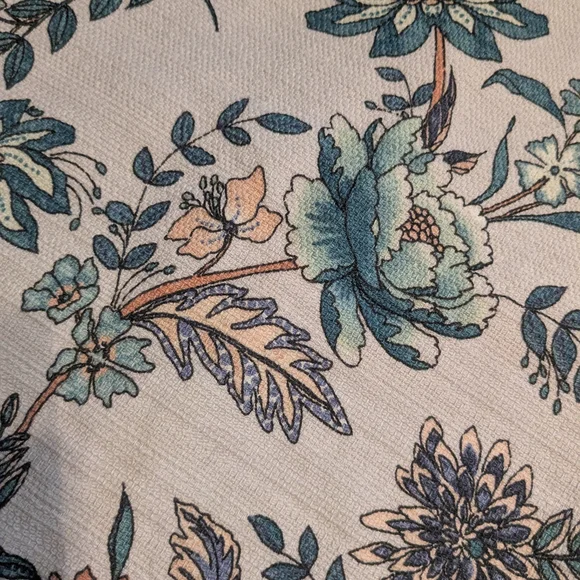 LOFT Above the Knee Length Floral Skirt Size 16 - Picture 7 of 7